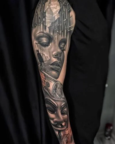 Sleeve black and grey cu portret feminin și mască pe braț